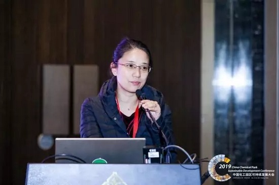 单反镜头拍月亮——，如何用专业技巧捕捉月色之美